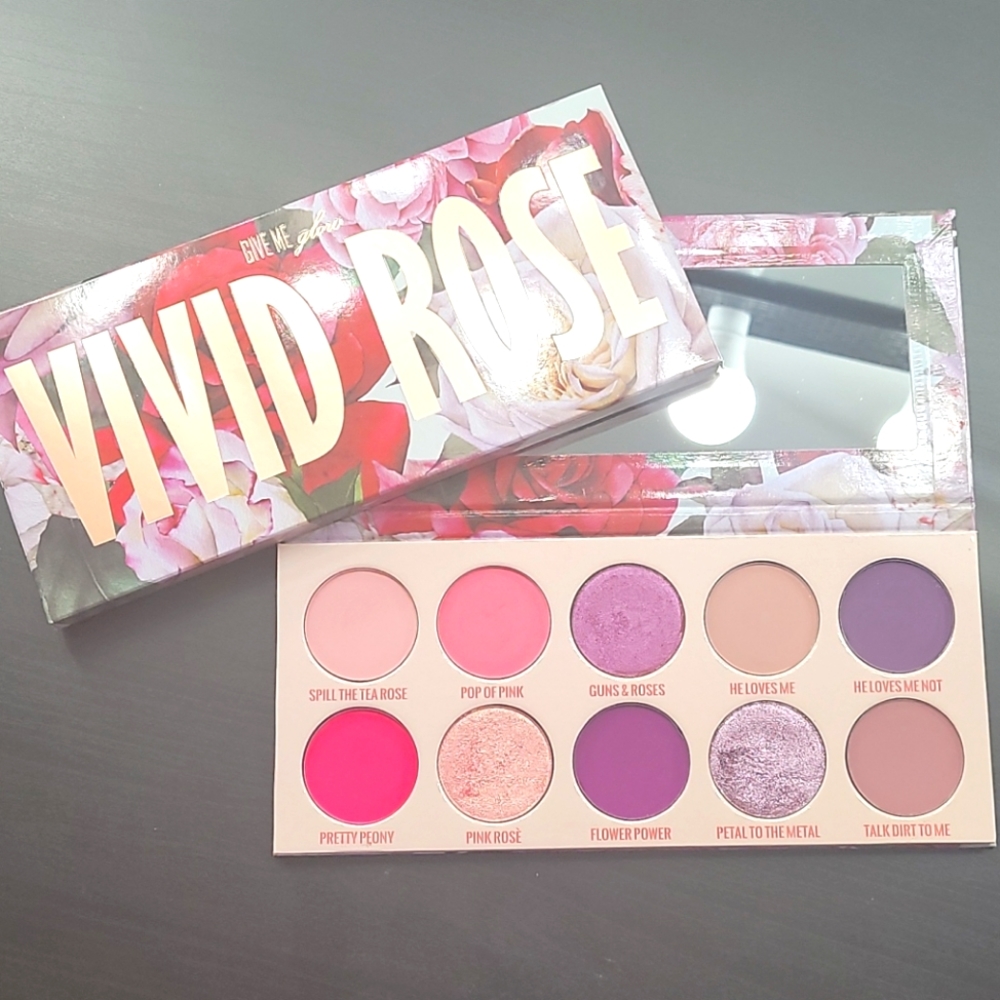 Give Me Glow Cosmetics Vivid Rose Palette